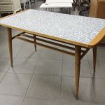 965 8196 COFFEE TABLE